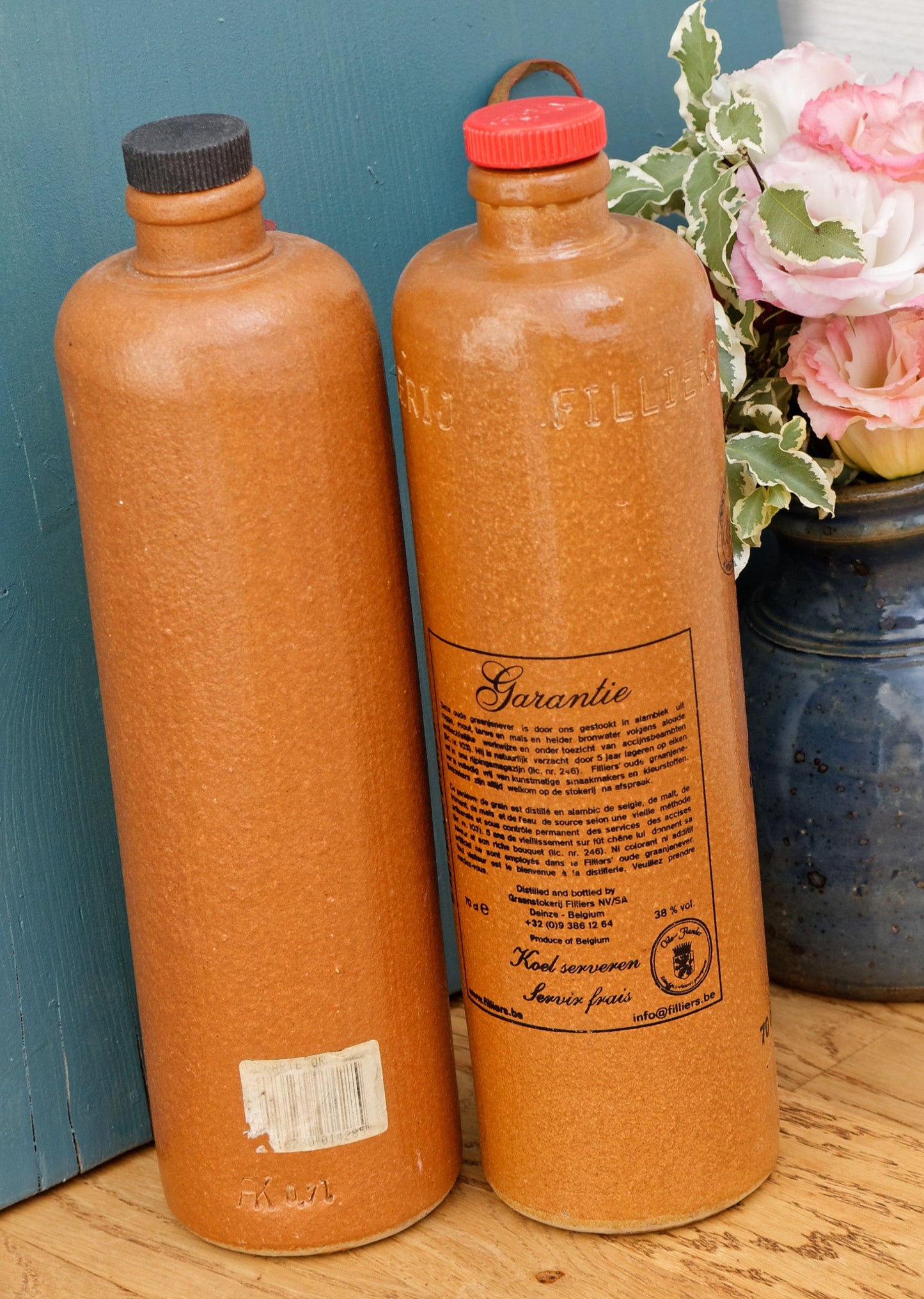 Rustic Belgium Vintage Empty Collectible Liquor Stone Bottle LOOS GENIEVRE D'ALAMBIC PUR GRAINS 50% Vol 70 cl 5 Jaar oud 38% FILLIERS OUDE GRAANJENEVER 1880 Belgium