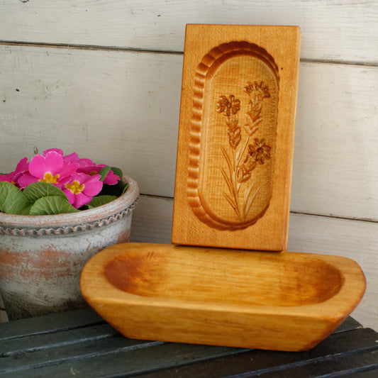 French Vintage Wooden Hand-Carved Butter Mold "Moule a Beurre en Bois" Set with Bowl Medium Stamp Press Mould Leave Design