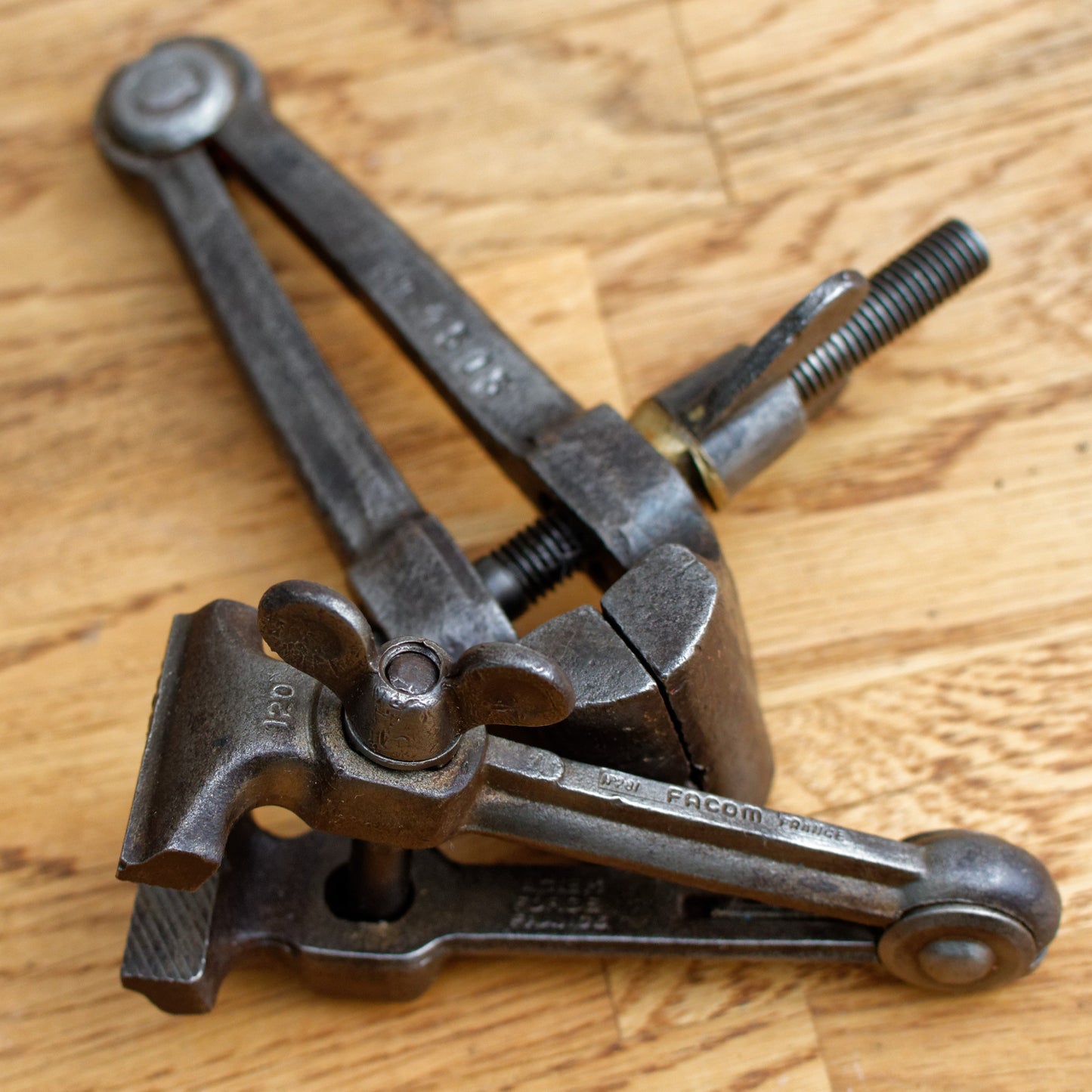 French Antique Small Hand VICE CLAMP FACOM Vintage Forged Steel ACIER FORGE Farmhouse Manual Tool