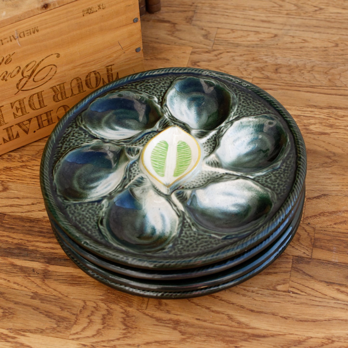 Saint Clement Made in France French Vintage BARBOTINE Oyster Shellfish Huître Plate with 6 Wells en Faience
