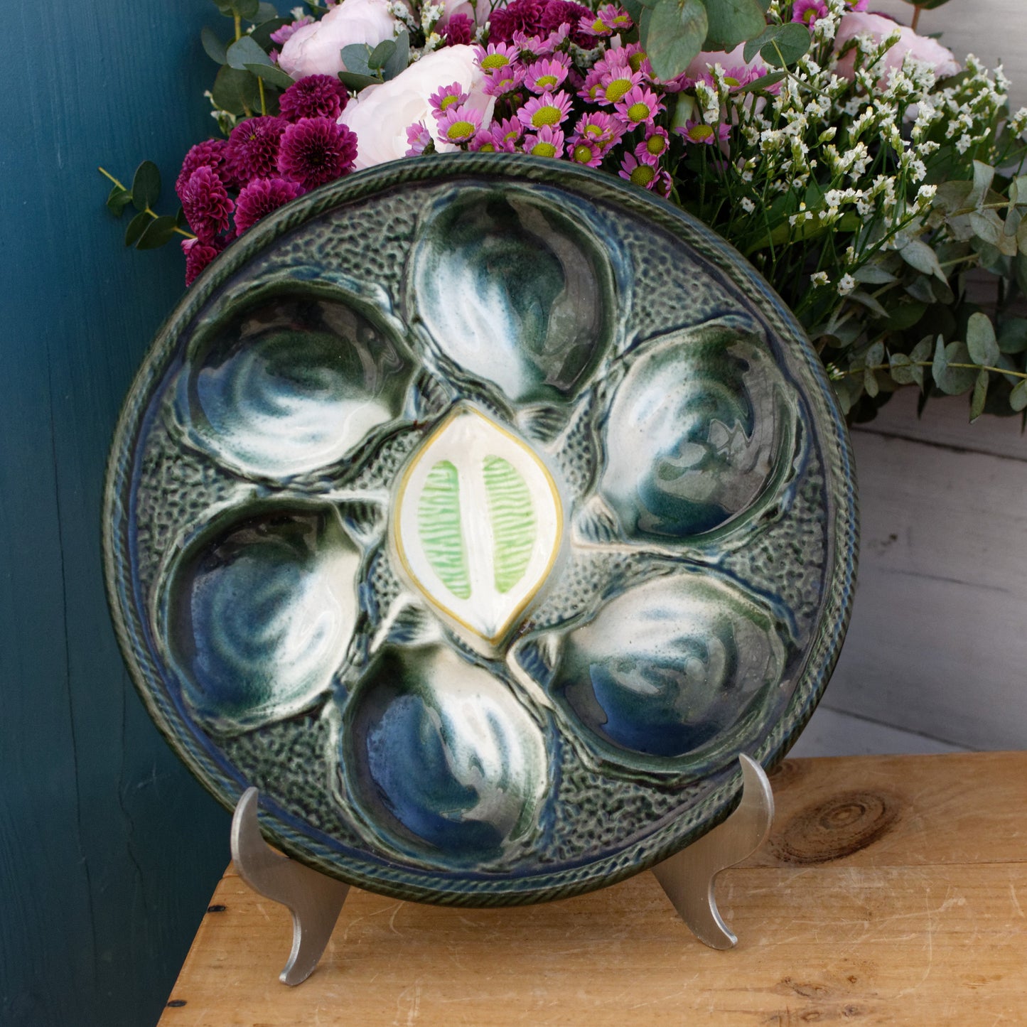 Saint Clement Made in France French Vintage BARBOTINE Oyster Shellfish Huître Plate with 6 Wells en Faience