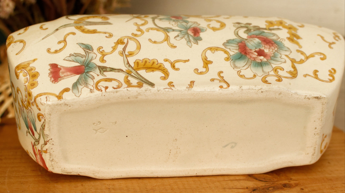French Antique Ironstone Polychrome Garden Pot Planter Jardiniere ou Cache Pot Glazed Earthenware in Terre de Fer en Faience Sarreguemines