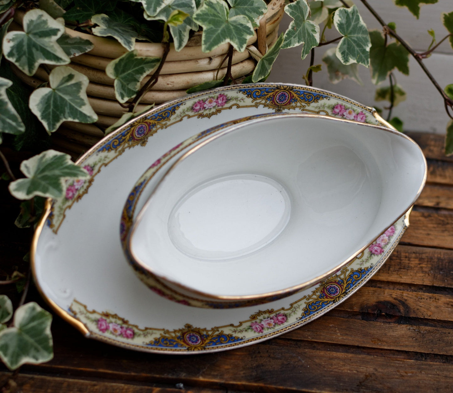 Années 1920 ~ F. Legrand & Cie LIMOGES ~ Français Antique Fine Porcelain Small Oval Serving Plate « RAVIER »