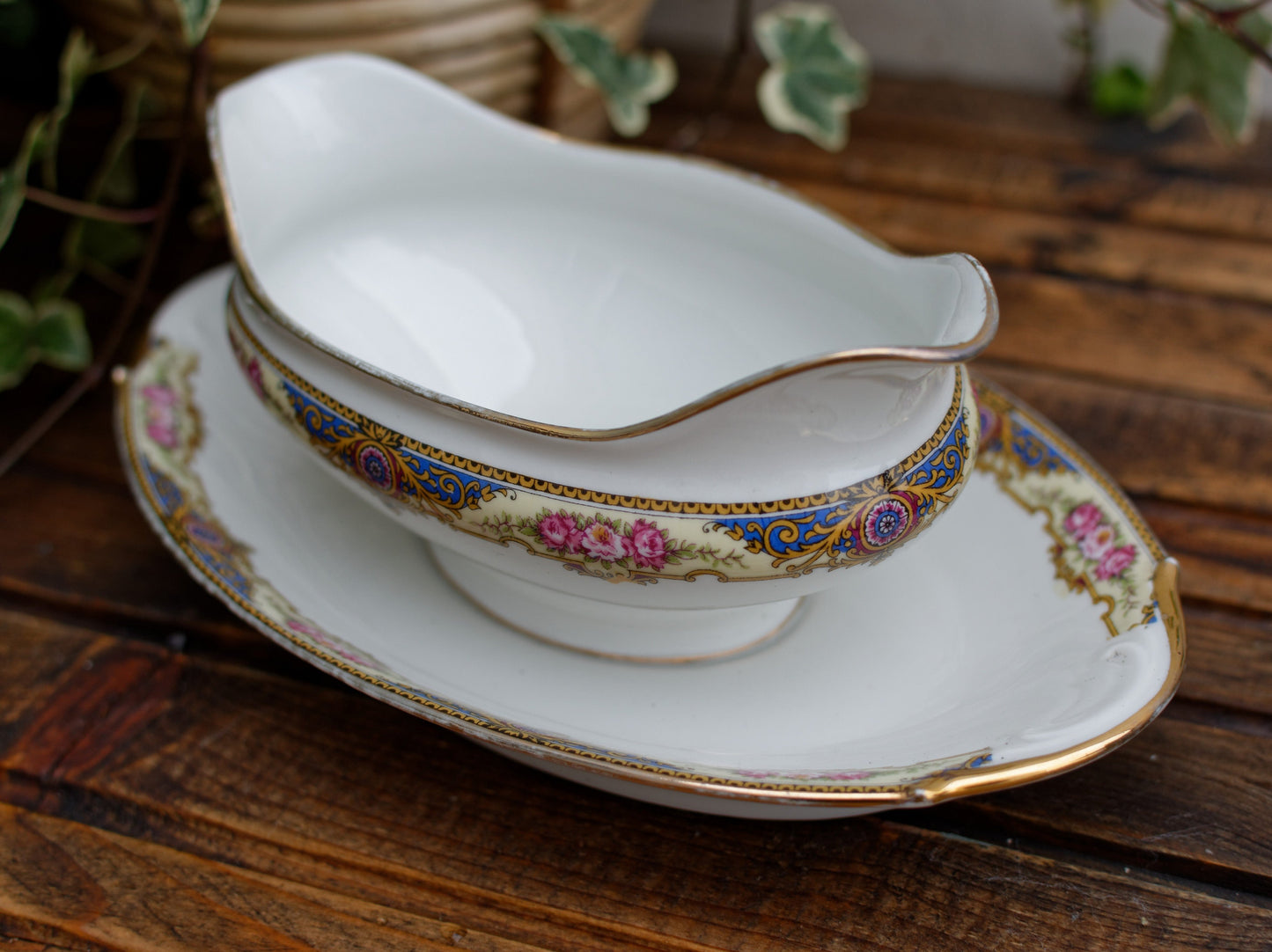 Années 1920 ~ F. Legrand & Cie LIMOGES ~ Français Antique Fine Porcelain Small Oval Serving Plate « RAVIER »
