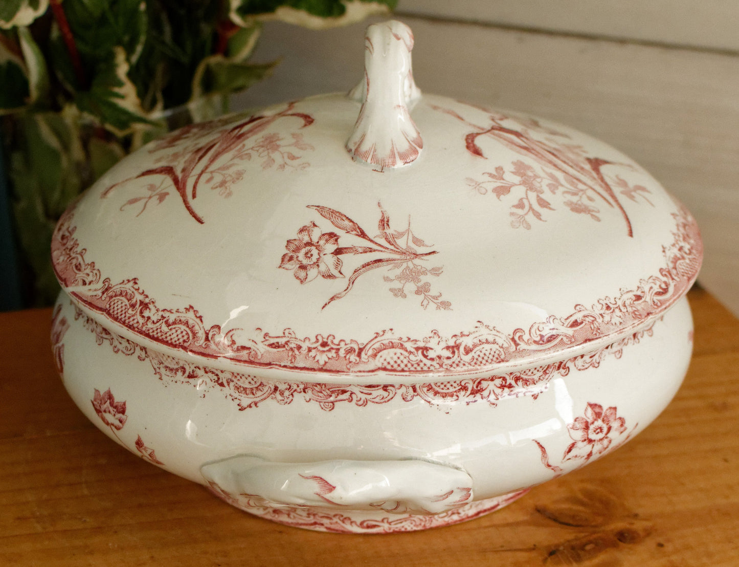 FONTANGES SARREGUEMINES U&C French Antique Ironstone Red Transferware Soup Tureen Soupiere Terre de Fer Faience