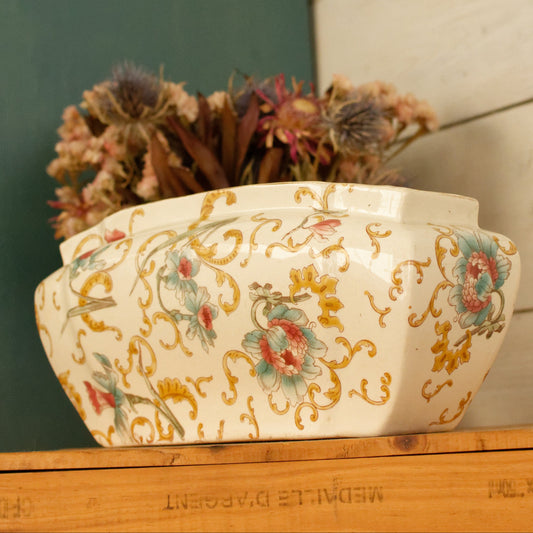 French Antique Ironstone Polychrome Garden Pot Planter Jardiniere ou Cache Pot Glazed Earthenware in Terre de Fer en Faience Sarreguemines