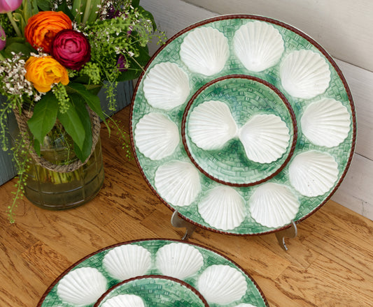 French Vintage BARBOTINE Majolica Green & White Oyster "Huître" Shellfish Platter Plate with 12 Wells Basket Weave Pattern Made in France