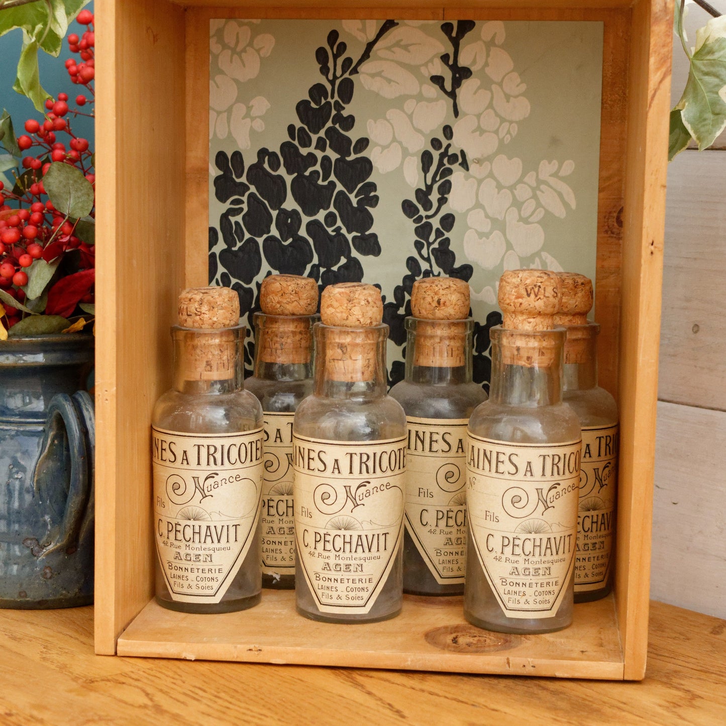 French Vintage Collectible Advertising Glass Bottle Set of 5 Bonneterie LAINE COTONS FILS & SOIES Laines au Tricot Fils Nuance C Pechavit 42 Rue Montesquieu AGEN