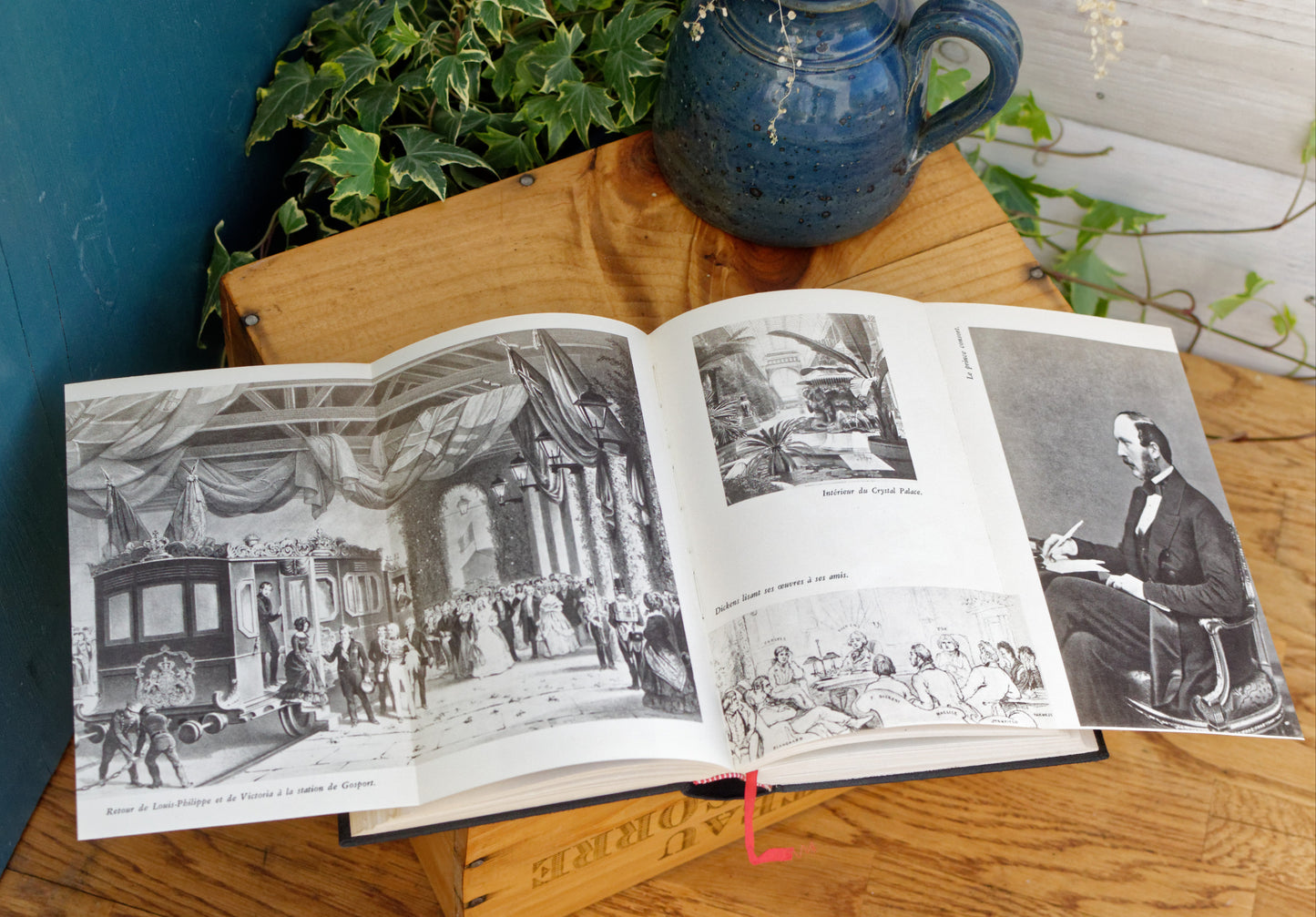 1957 Le Siècle De Victoria by Jacques CHASTENET Published by Club des Libraires de France PARIS French Vintage Illustrated Hardcover Book Livre