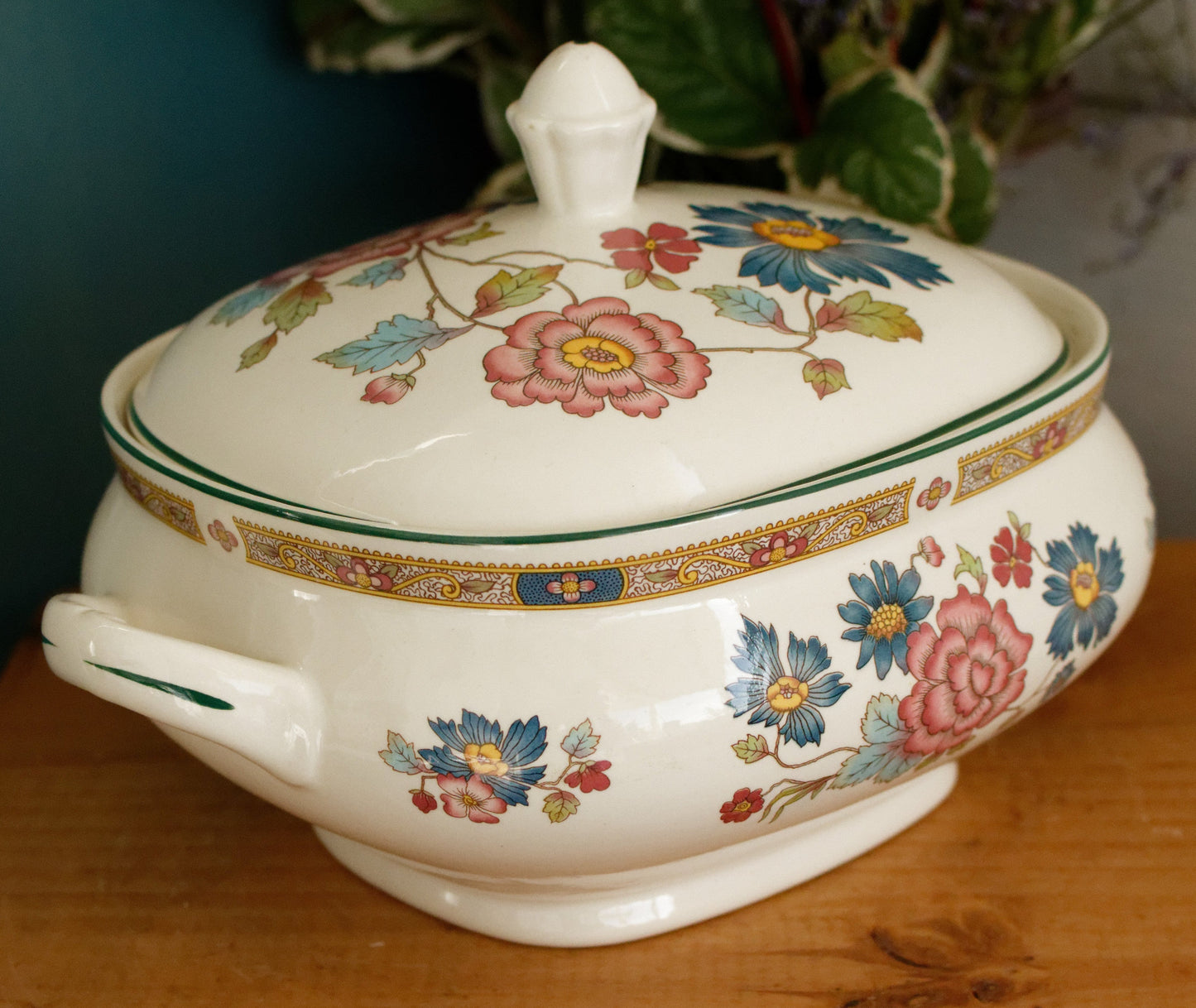ORIENT from the Dynasty Collection Myott Staffordshire English Vintage Ironstone Polychrome Soup Tureen Soupiere Vegetable Dish Made in England