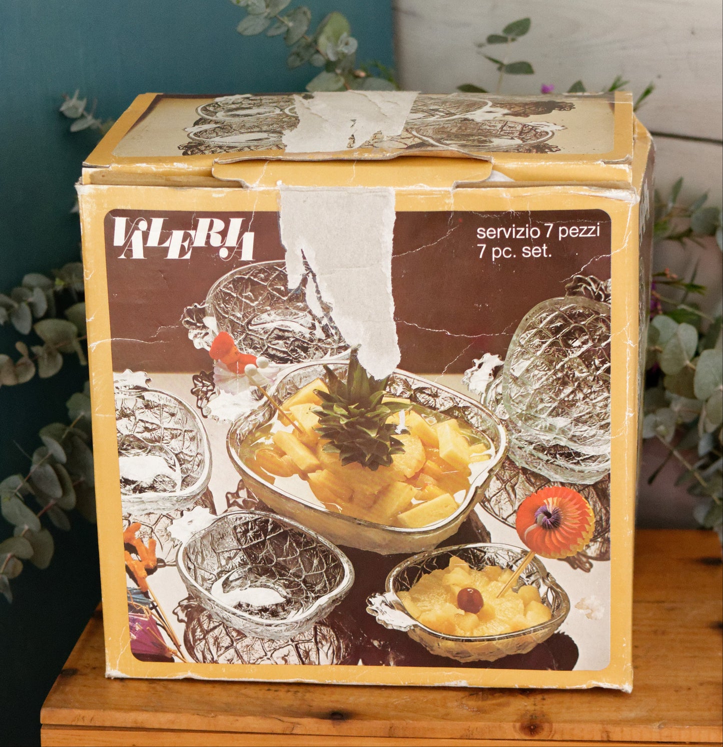 Borgonova VALERIA Italy Mid Century Vintage Pressed Textured Glass Pinapple Shaped Complete Bowl Serving Set Original Box 7 pieces Coupe et Coupelles