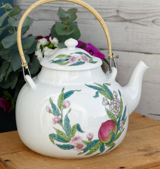 Fine Porcelain Porcelaine de Paris, FRANCE Decor Abondance Coffee Tea Pot Fondee 1773