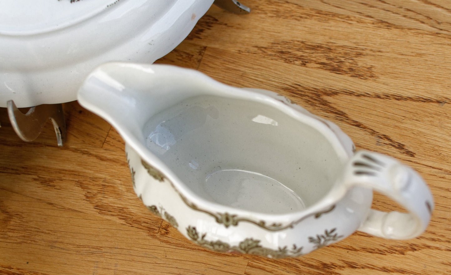 1960s WINDSOR Ridgway of STAFFORDSHIRE England 1792 English Vintage Ironstone Porcelain Gravy Dish "Saucier" with Oval Plate