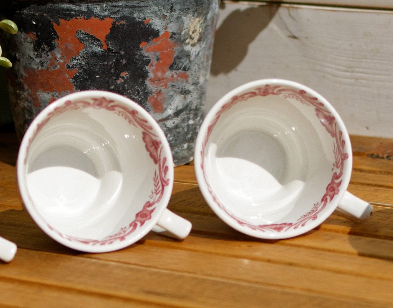 1960s ~ "WINDSOR" Ridgway of STAFFORDSHIRE England 1792 ~ English Vintage Red Transferware Coffee/Tea Cups Mugs - Terre de Fer Fine China