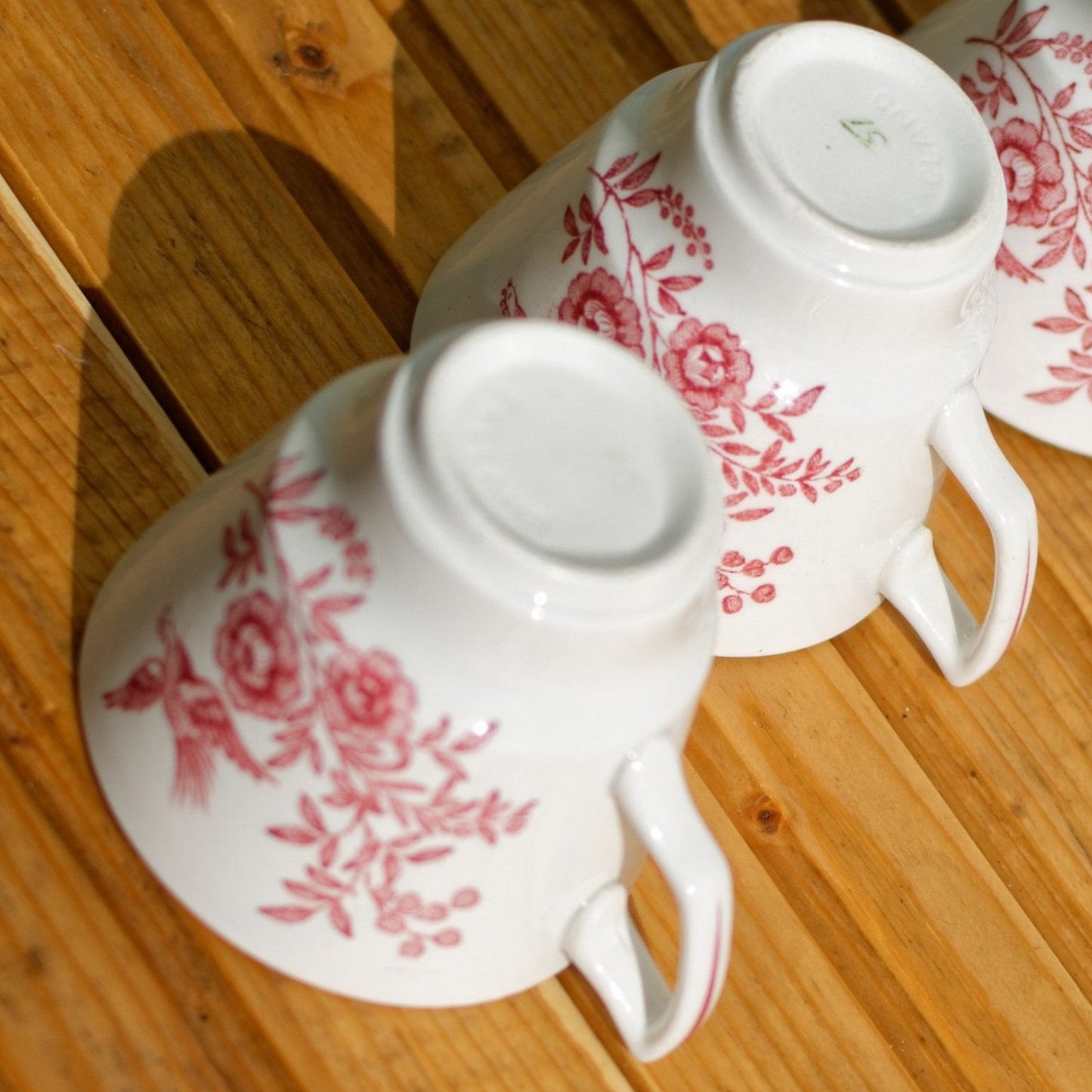 1960s ~ "WINDSOR" Ridgway of STAFFORDSHIRE England 1792 ~ English Vintage Red Transferware Coffee/Tea Cups Mugs - Terre de Fer Fine China