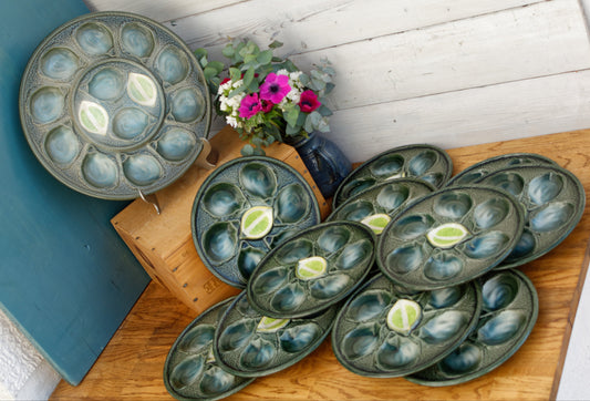 Saint Clement France 4589 French Vintage BARBOTINE Majolica Oyster Shellfish Huître Platter Plate with 12 & 6 Wells Made in France