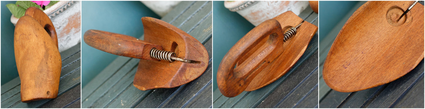 French Vintage Wooden Foldable Shoe Mold (Mould) Form Stretchers "Moule à chaussures vintage en bois