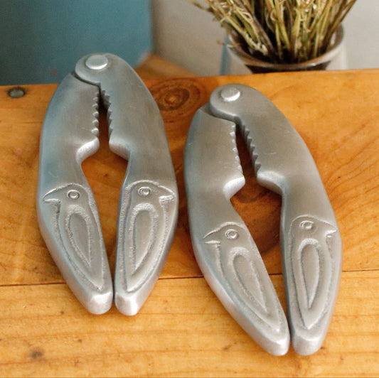 Vintage Aluminum Crab Claw Lobster Seafood Cracker PINCE À CRUSTACÉS ALU Bird Imprinted Claws Set of 2