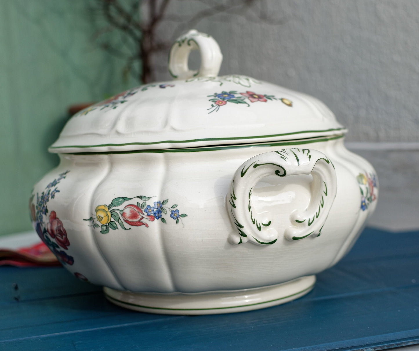 French Ironstone Soup Tureen Soupiere VIEUX STRASBOURG Villeroy & Boch Mettlach Made in France Saar Economic Union 1562