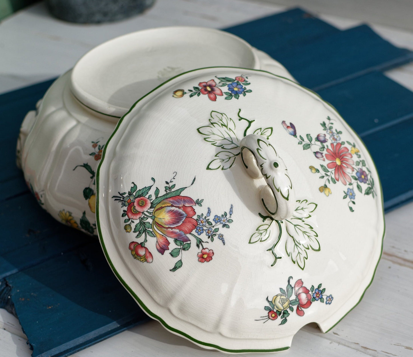 French Ironstone Soup Tureen Soupiere VIEUX STRASBOURG Villeroy & Boch Mettlach Made in France Saar Economic Union 1562