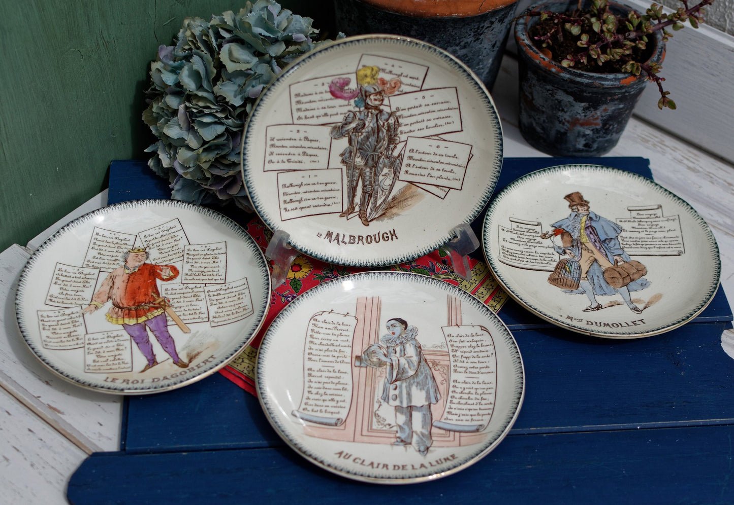 French Talking Plate Musical Plate Choisy-le-Roi terre de fer HB & cie terre de fer