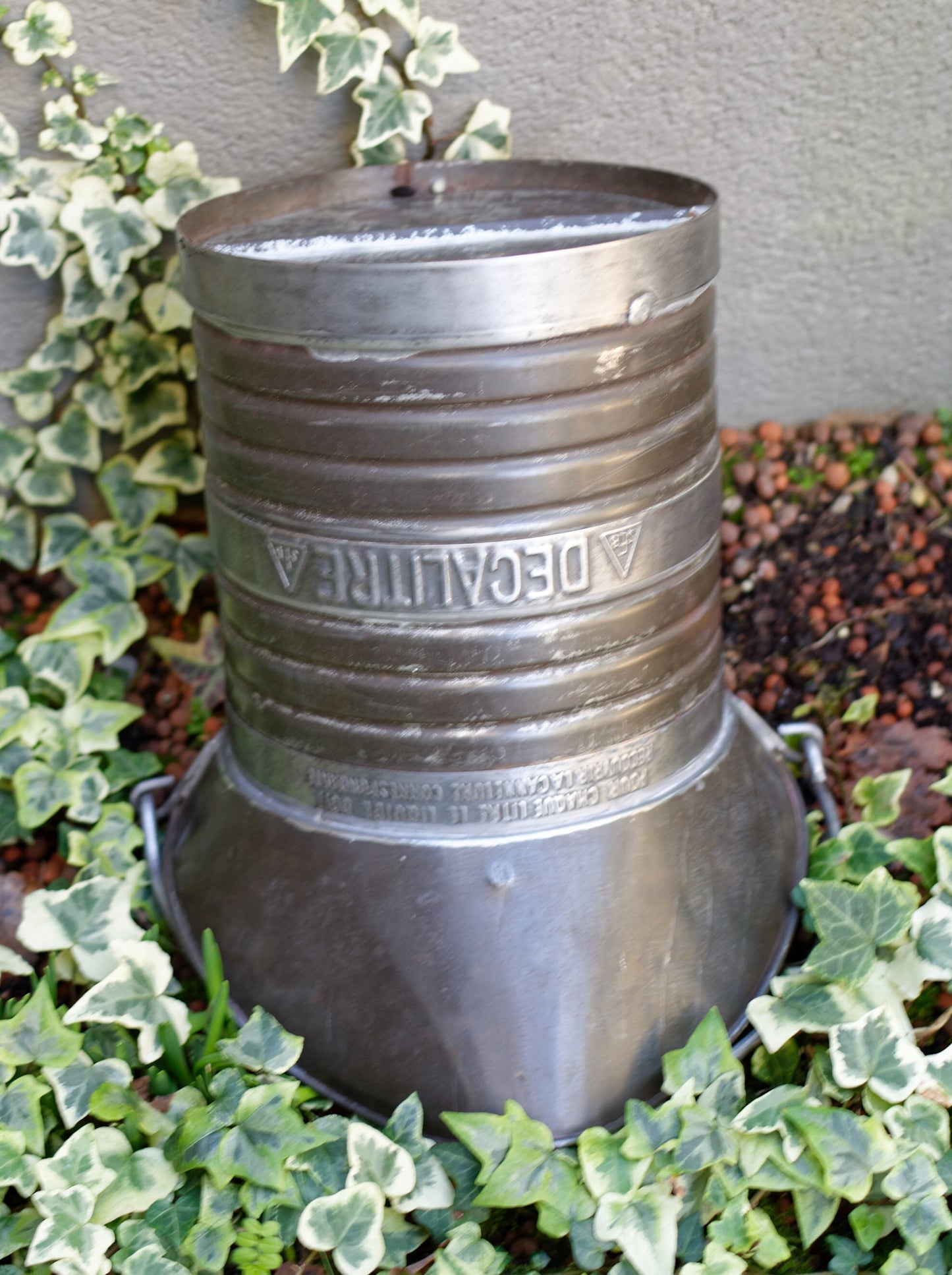 1920s ~ SEB Decalitre 10 Liters Liquid Measurer ~ French Antique Farmhouse Steel Measuring Bucket with Handle