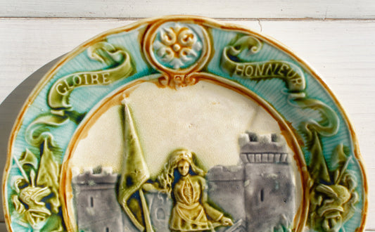 French Collectible BARBOTINE MAJOLICA Wall Plate Joan of Arc Jeanne D'Arc Faïence D’ONAING