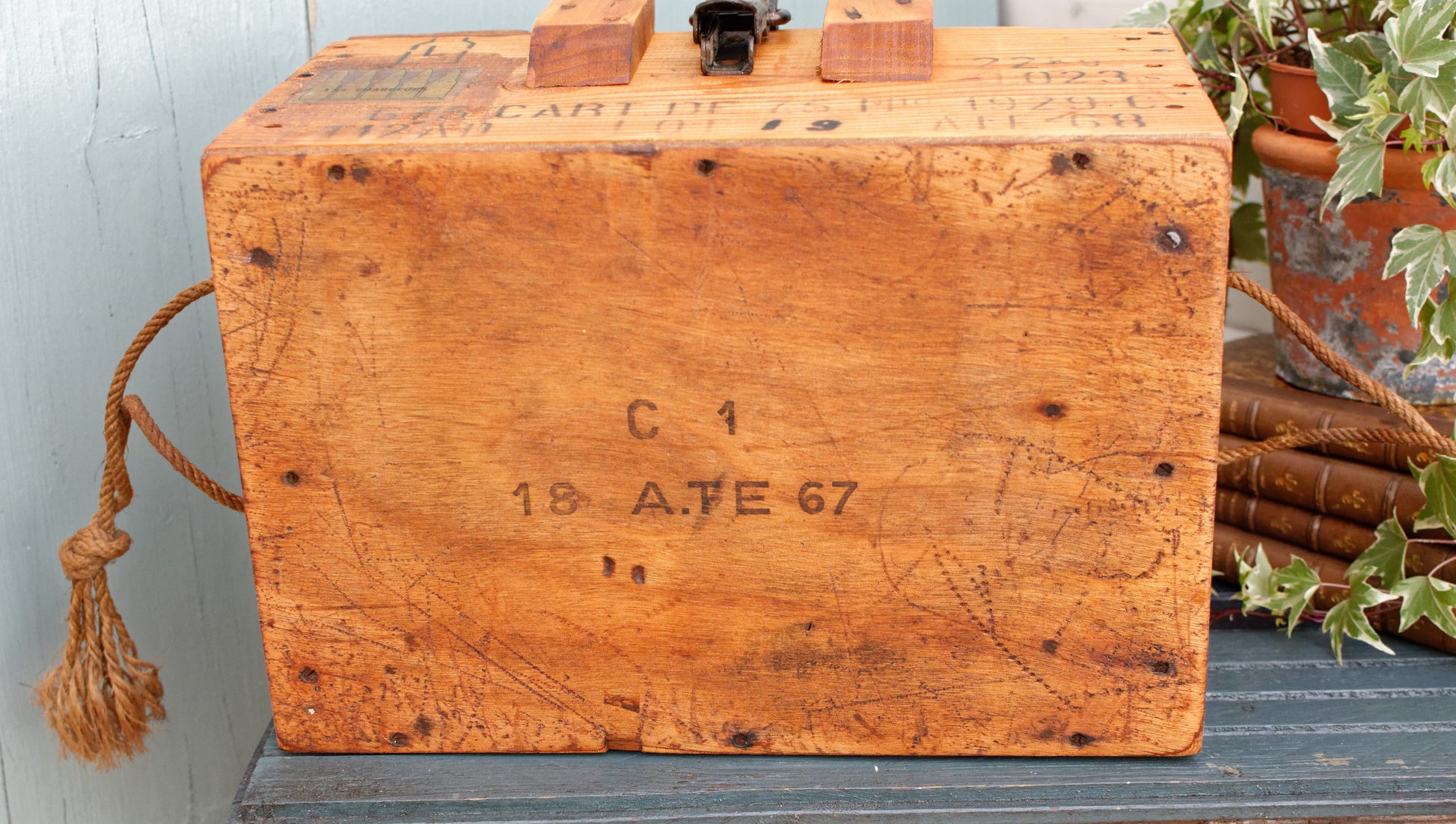 1929 French Antique Wooden Collectible WW Military Cartridge Ammo Crate Box 15 Cartouches 135 Chargeurs