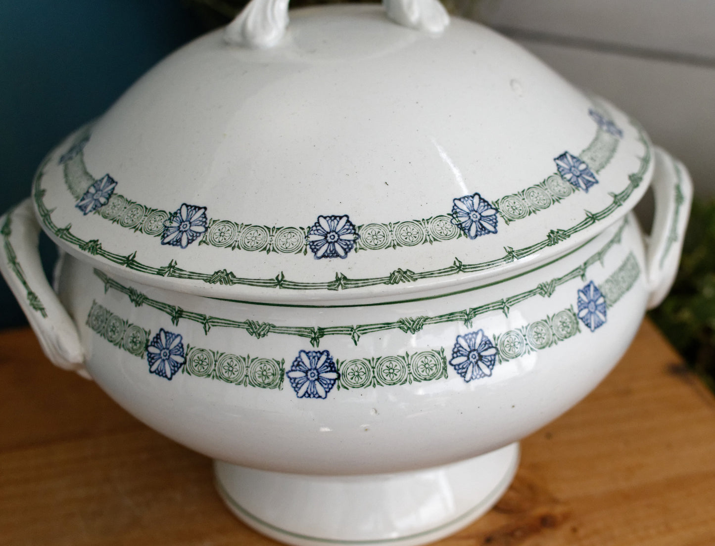 French Antique Ironstone Terre de Fer 6009 St Amand Faience Soup Tureen Soupiere