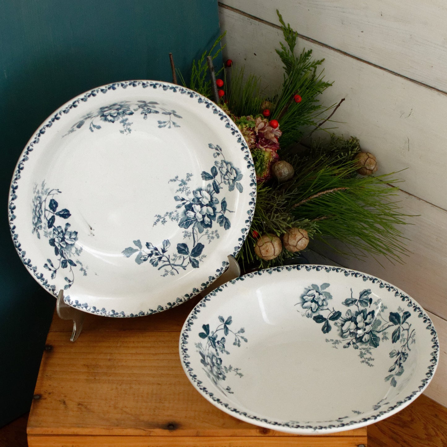 ACACIA Motif Moulins des Loups et Hamage Nord French Antique Ironstone Blue Transferware Round Serving Bowl Bol Creux Terre de fer en Faience