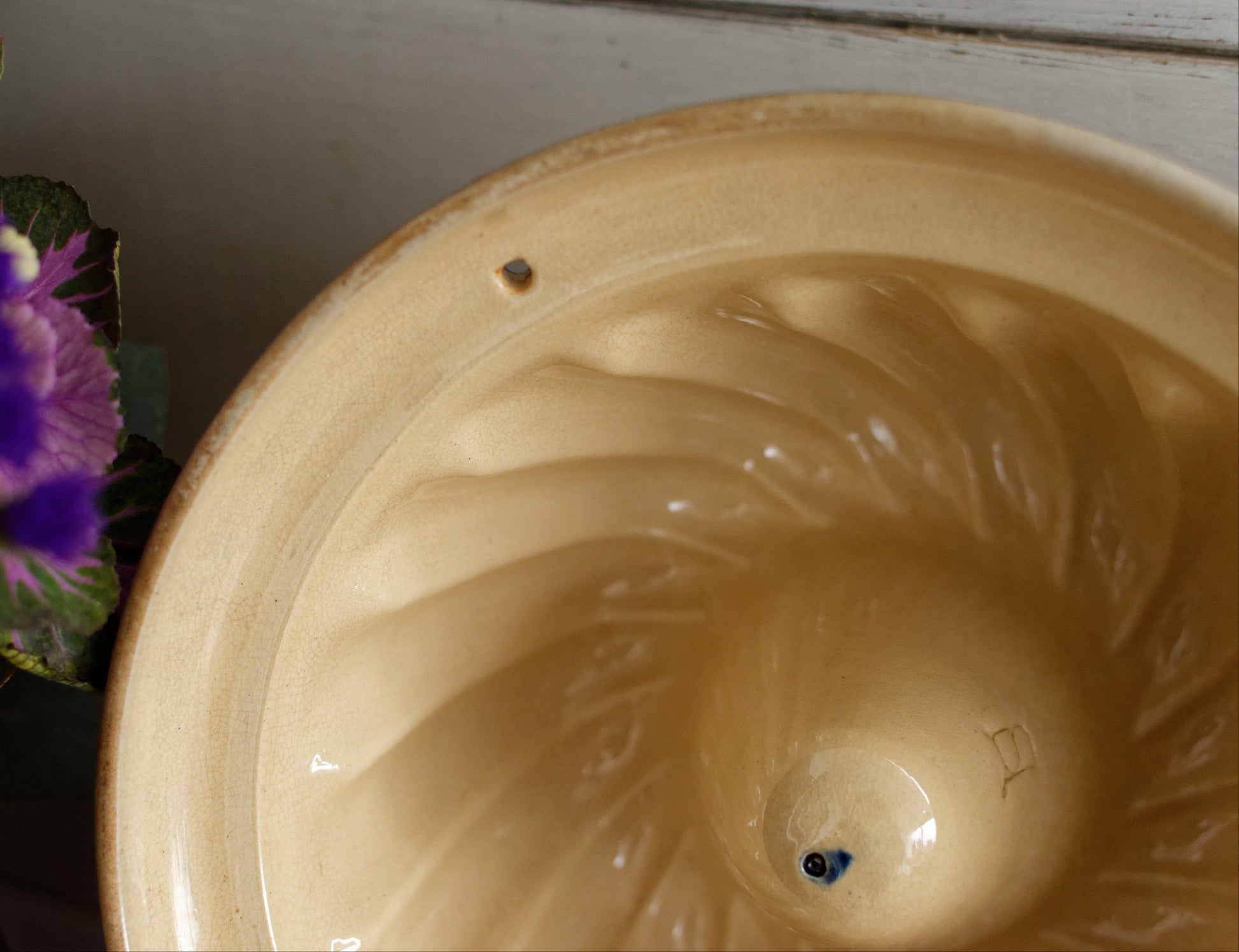 French Vintage Glazed Ceramic Bundt Baking Cake Mold Alsacien Pottery Blue Moule à Kouglhopf Hand-Painted Collectible Stoneware