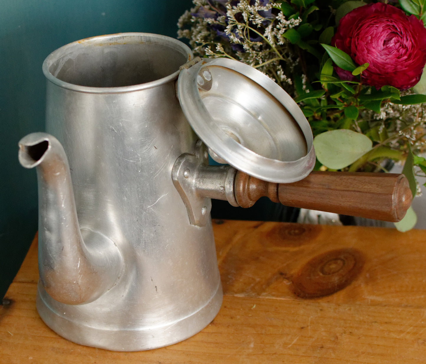 TOURNUS UNIS France 1 1/2 Aluminum PUR Litre French Vintage Hot Chocalote Pot Chocolatière with Wooden Side Handle French Farmhouse Decorative Made in France