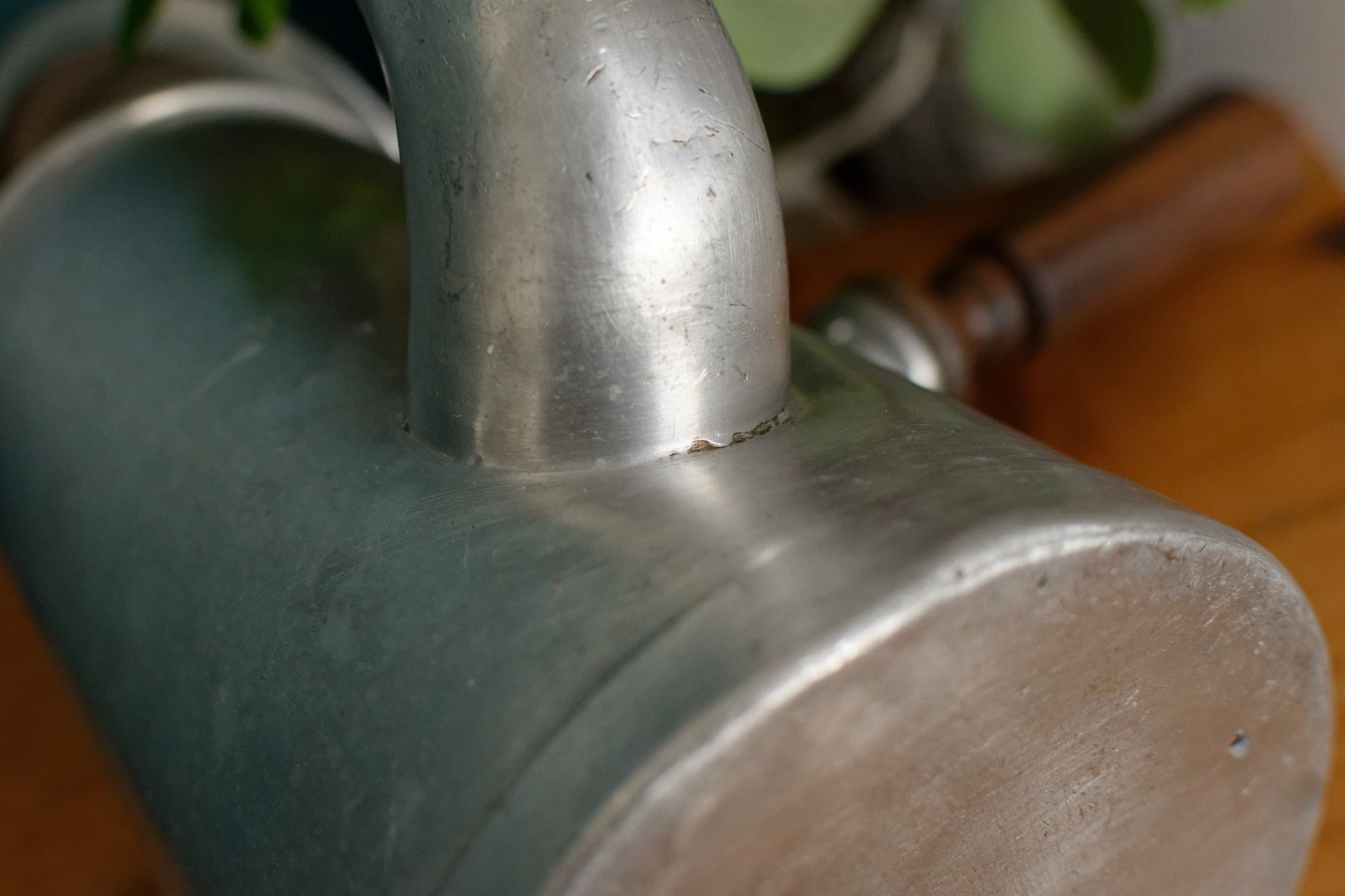 TOURNUS UNIS France 1 1/2 Aluminum PUR Litre French Vintage Hot Chocalote Pot Chocolatière with Wooden Side Handle French Farmhouse Decorative Made in France