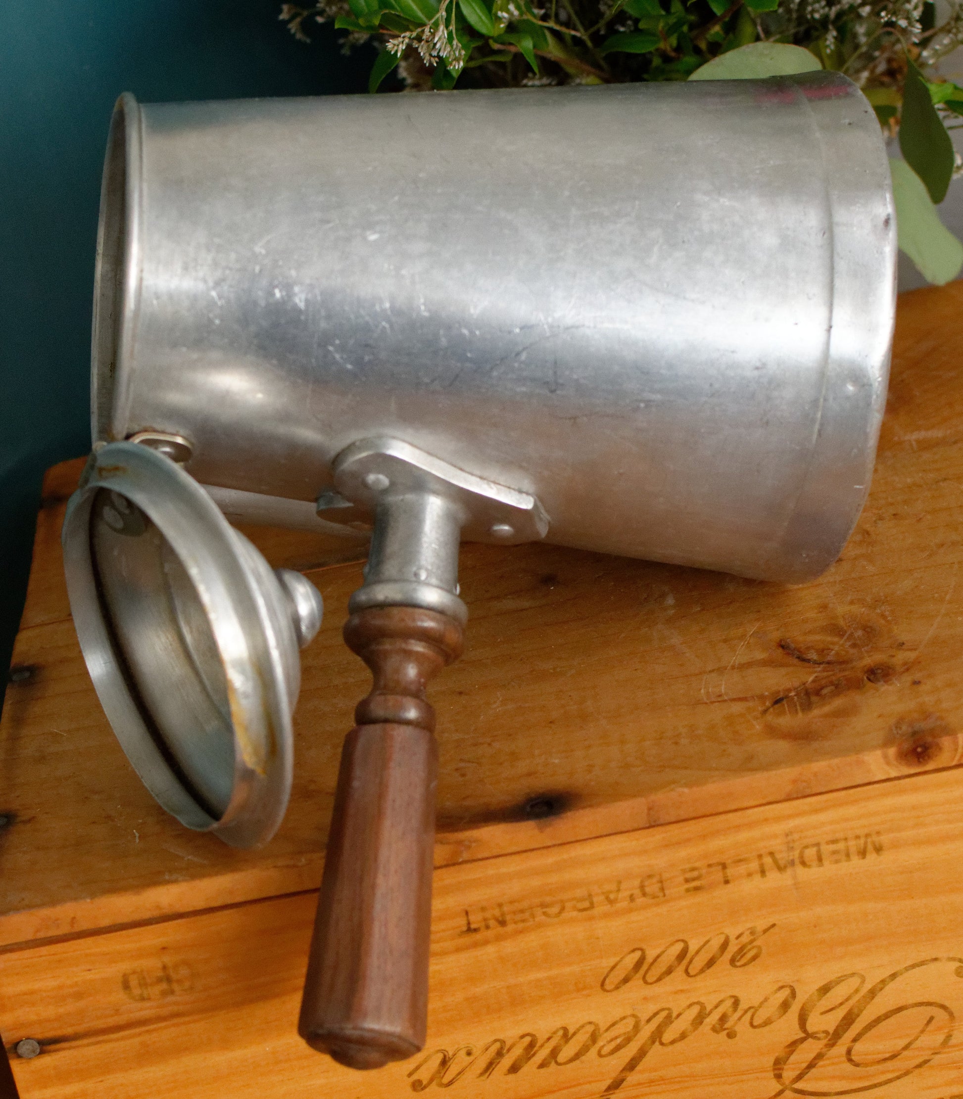 TOURNUS UNIS France 1 1/2 Aluminum PUR Litre French Vintage Hot Chocalote Pot Chocolatière with Wooden Side Handle French Farmhouse Decorative Made in France