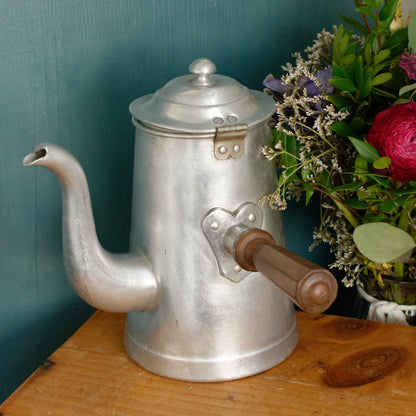 TOURNUS UNIS France 1 1/2 Aluminum PUR Litre French Vintage Hot Chocalote Pot Chocolatière with Wooden Side Handle French Farmhouse Decorative Made in France
