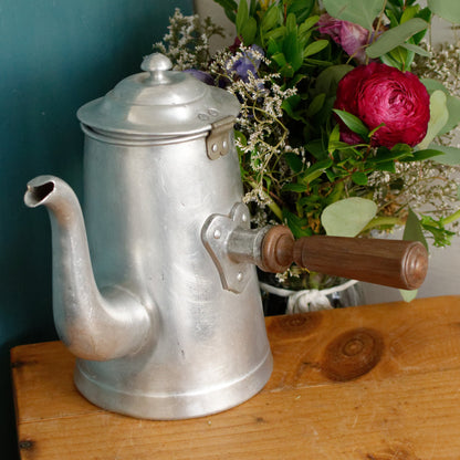 TOURNUS UNIS France 1 1/2 Aluminum PUR Litre French Vintage Hot Chocalote Pot Chocolatière with Wooden Side Handle French Farmhouse Decorative Made in France