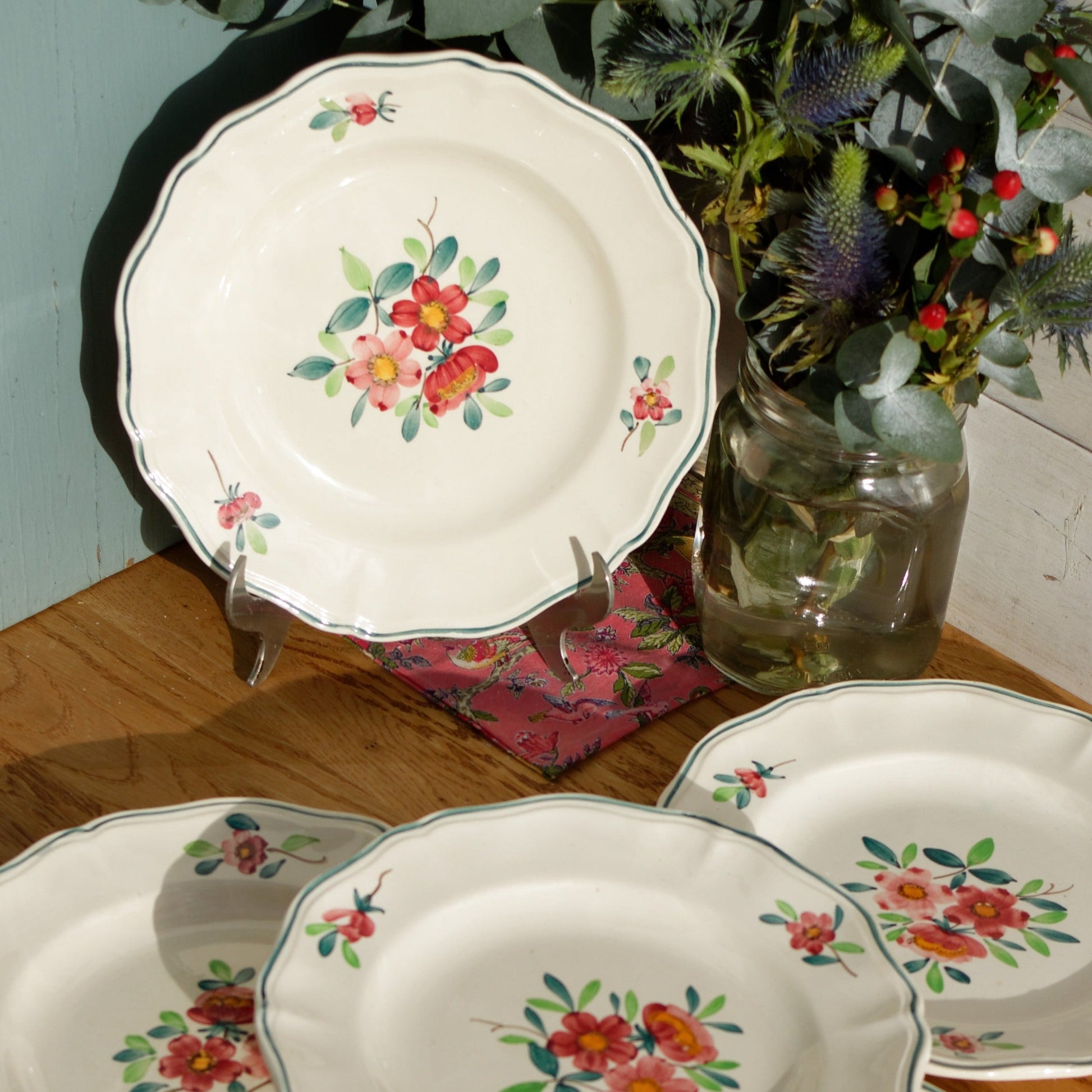 AMAZONAS SARREGUEMINES Peint a la Main  French Antique Hand-Painted Ironstone Floral Dinner Plate Terre de fer