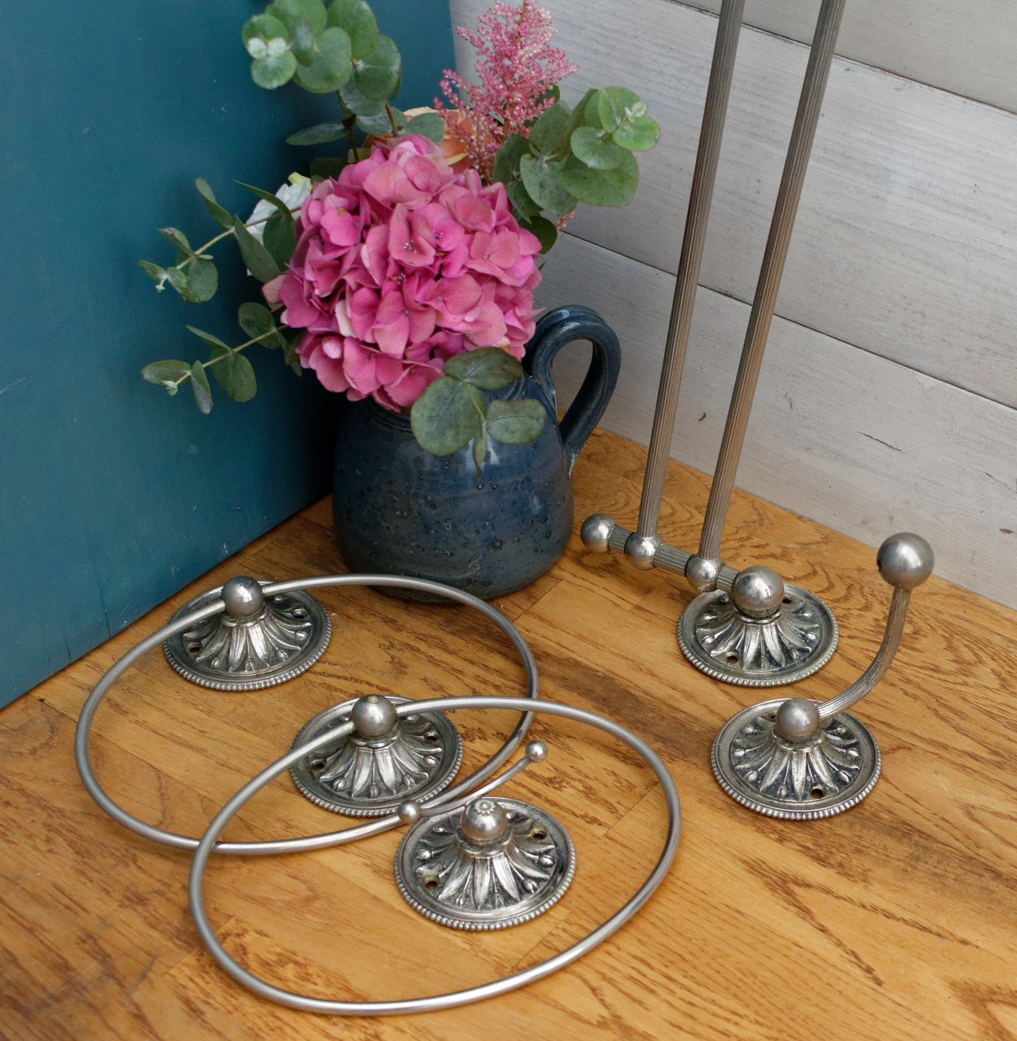 French Vintage Silver Chrome Metal Bathroom Accessories Set of 5 pieces Wall Mounted Hardware Art Deco Style