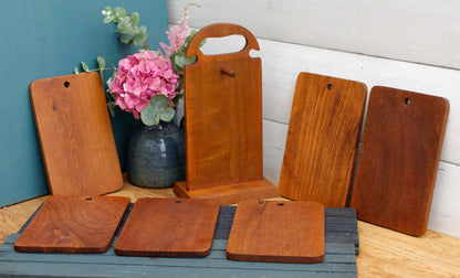 Wooden Set of 6 Cutting Boards Handcrafted in Teak Wood Planche à Découper Made in Thaliand