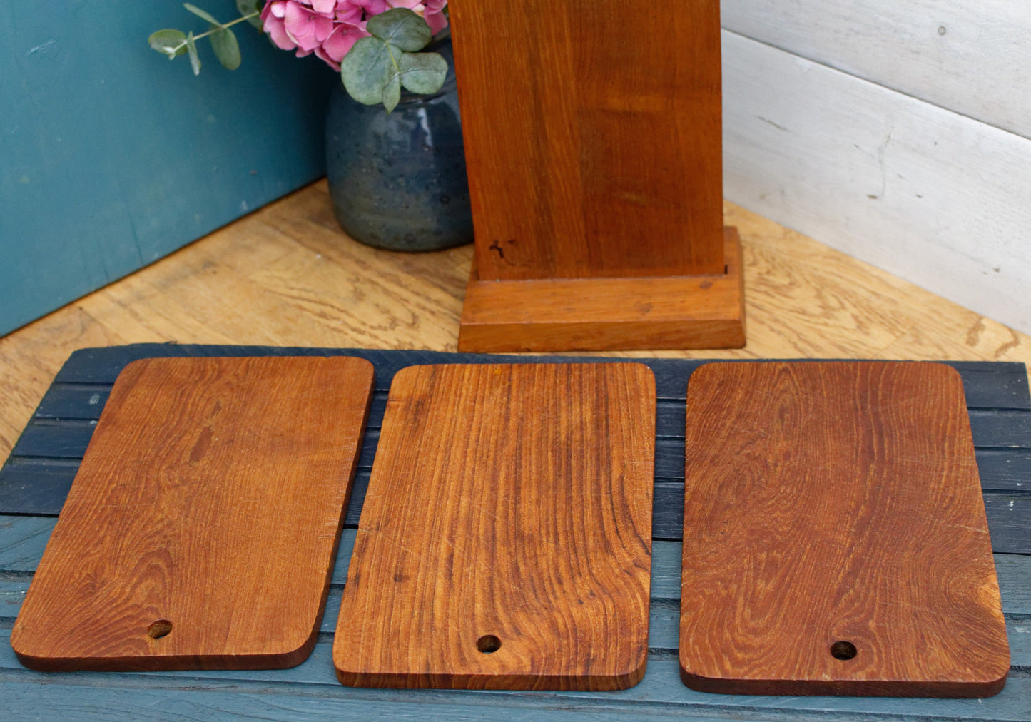 French Vintage Wooden Set of 6 Cutting Boards Planche à Découper