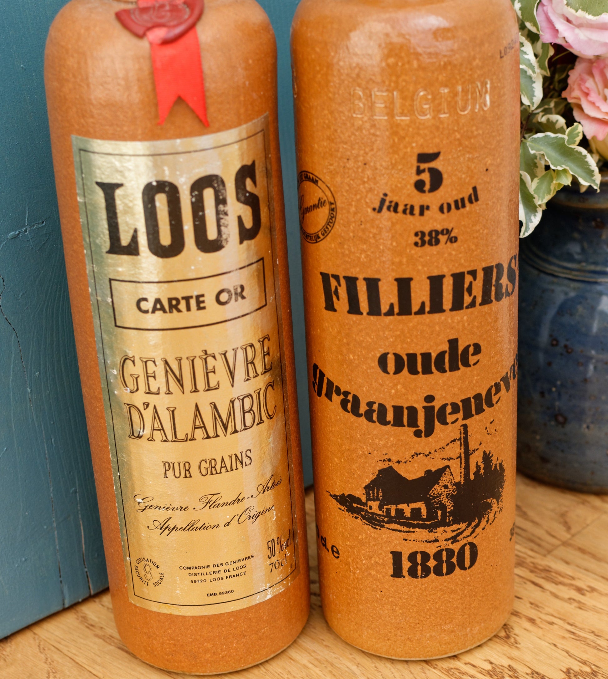 Rustic Belgium Vintage Empty Collectible Liquor Stone Bottle LOOS GENIEVRE D'ALAMBIC PUR GRAINS 50% Vol 70 cl 5 Jaar oud 38% FILLIERS OUDE GRAANJENEVER 1880 Belgium