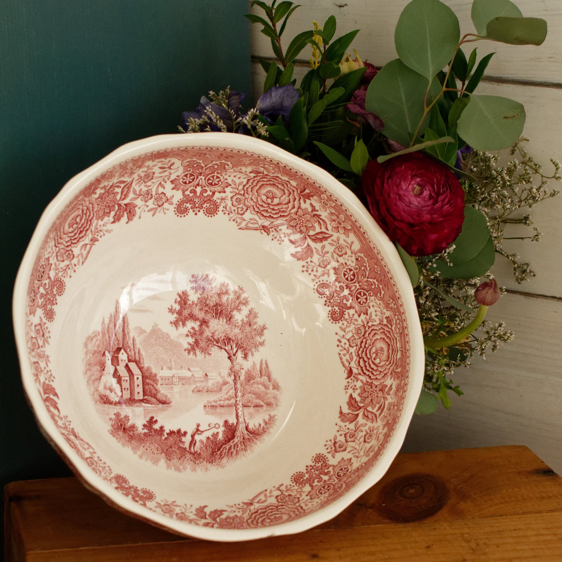 BURGENLAND VILLEROY & BOCH French German Vintage Hand Painted Ironstone RED Transferware Round Serving Bowl Bol Creux Terre de Fer Faience