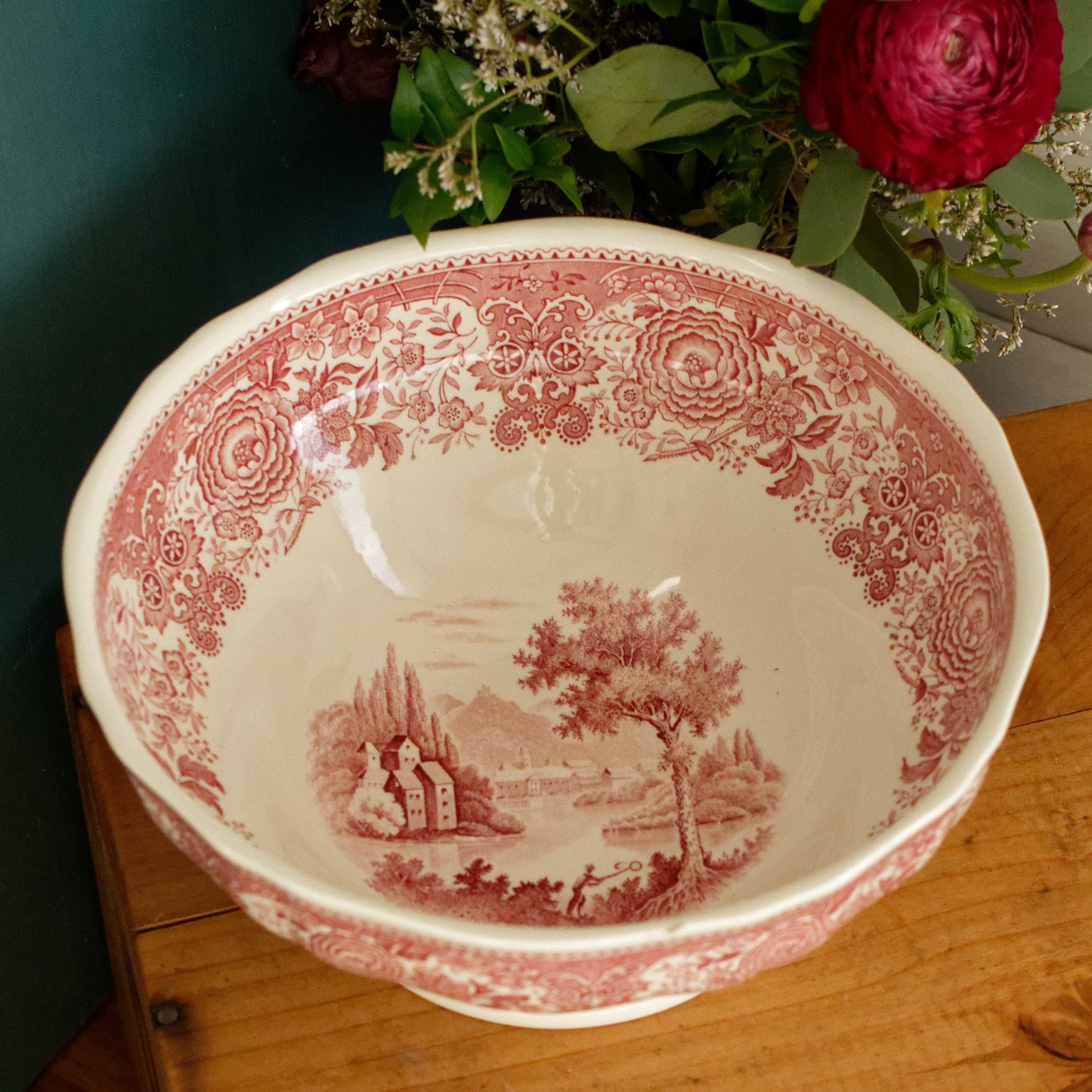 BURGENLAND VILLEROY & BOCH French German Vintage Hand Painted Ironstone RED Transferware Round Serving Bowl Bol Creux Terre de Fer Faience