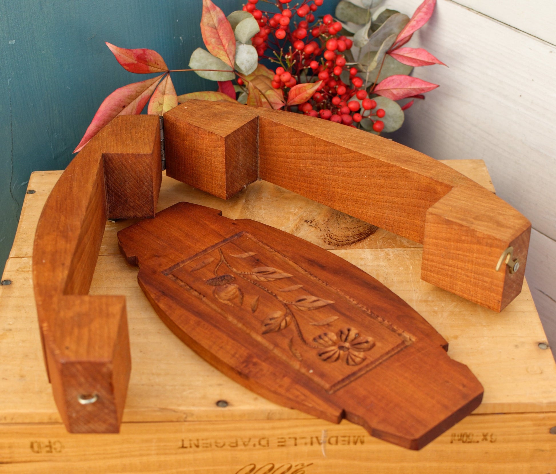 French Vintage Wooden Hand-Carved Butter Mold (Mould) Medium Stamp Leave Design