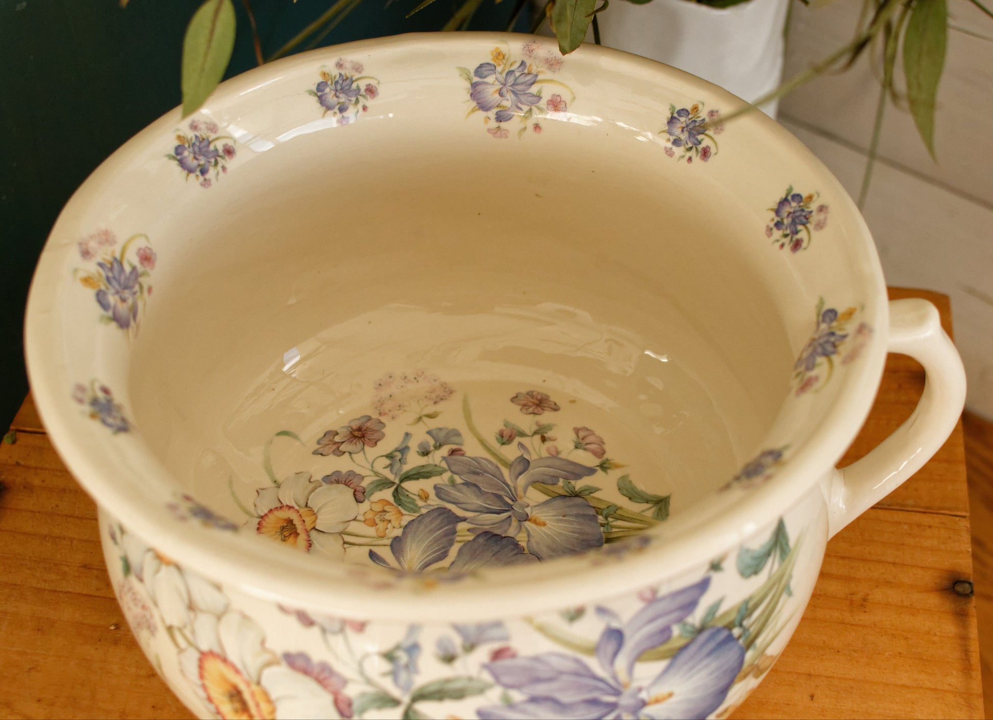 English Vintage Ironstone Polychrome Floral Bathroom Pitcher Pot de Chambre BROC CRUCHE MADE IN England