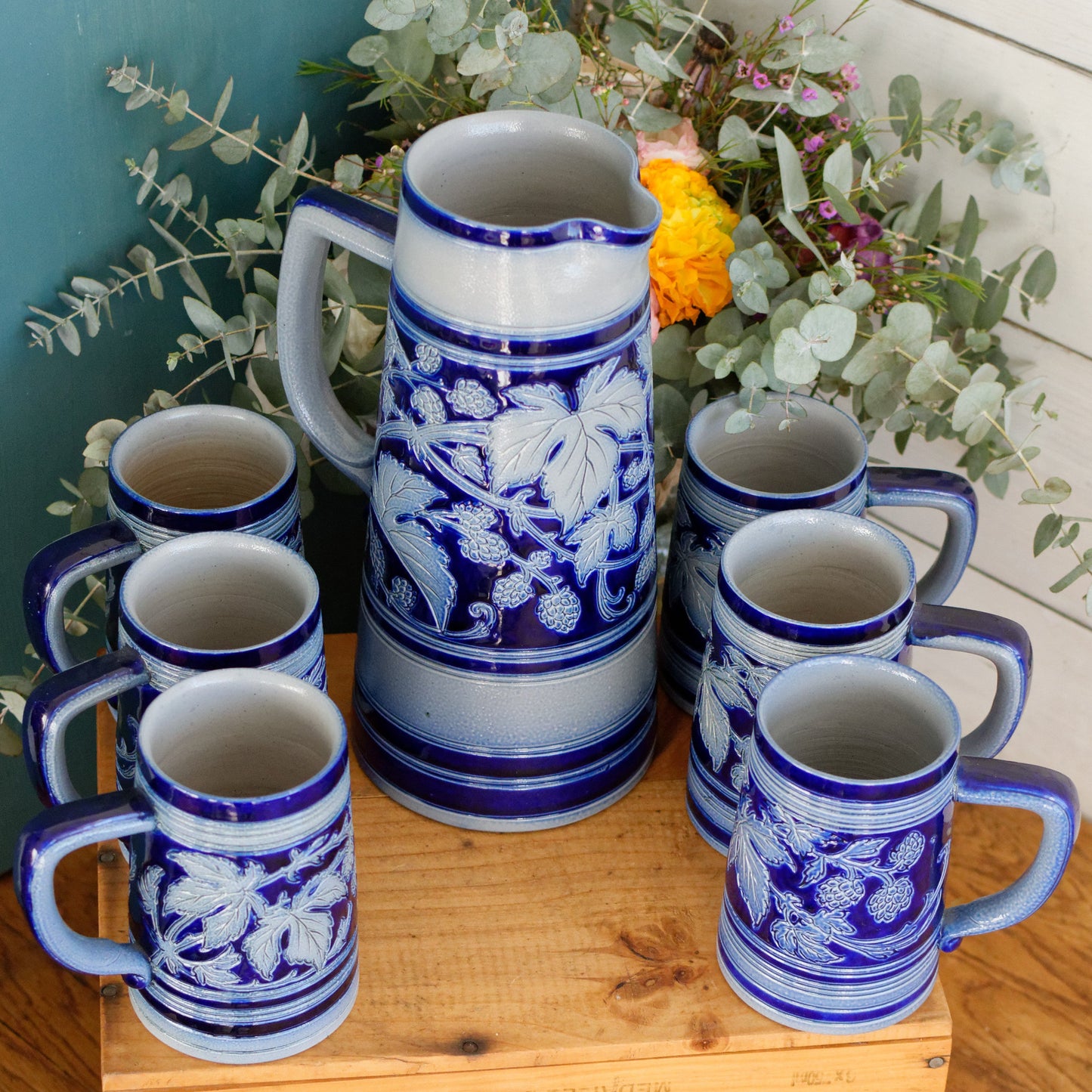 Beer Mugs Steins & Pitcher Set in Cobalt Blue Chope à Bière et Pichet Gres d'Alsace Krumeich Remmy BETSCHDORF Leaves & Grapes