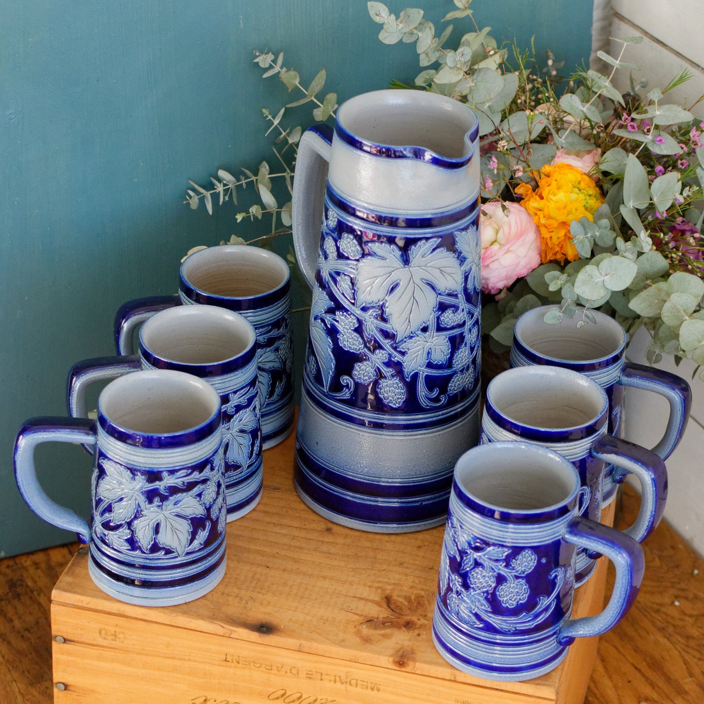Beer Mugs Steins & Pitcher Set in Cobalt Blue Chope à Bière et Pichet Gres d'Alsace Krumeich Remmy BETSCHDORF Leaves & Grapes