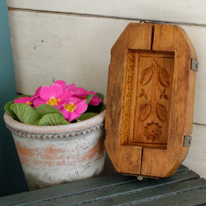 French Vintage Wooden Hand-Carved Butter Mold Moule a Beurre en Bois  Medium Stamp Press Mould Leave Design