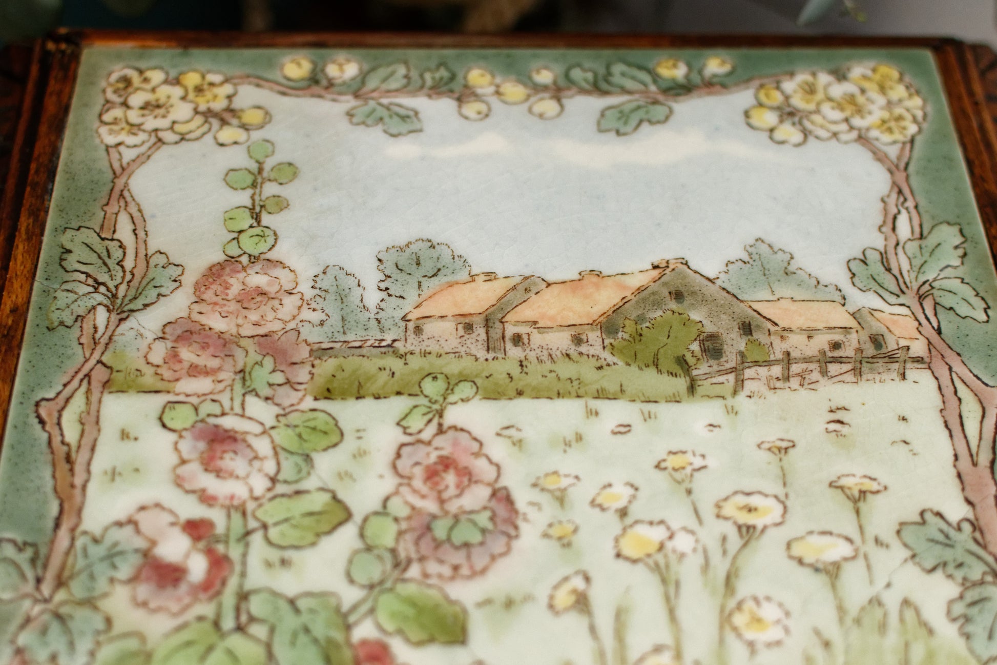 1920s French Antique Ceramic Tile Trivet Hot Plate with Hand-Carved Footed Wooden Base "Trépied Dessous de Plat en Faience" former music box