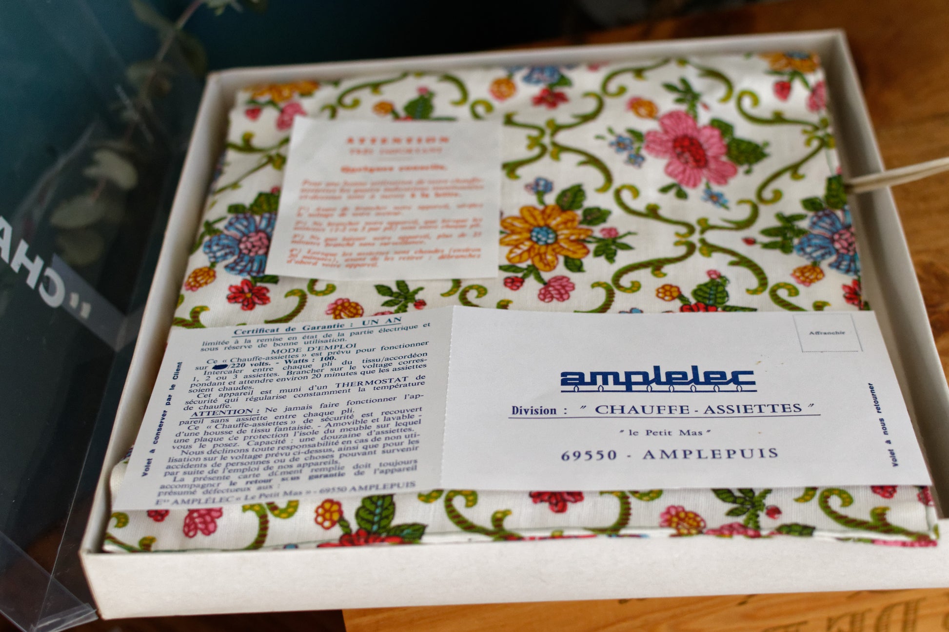 1970s French Vintage Electric 12 Plate Warmer in Fabric "Chauffe Assiettes Plat" Made by AMPLELEC 100% cotton 68550 Amplepuis